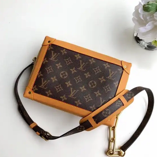 Aaa replica ru VUITTON BOX LOUIS 0704
